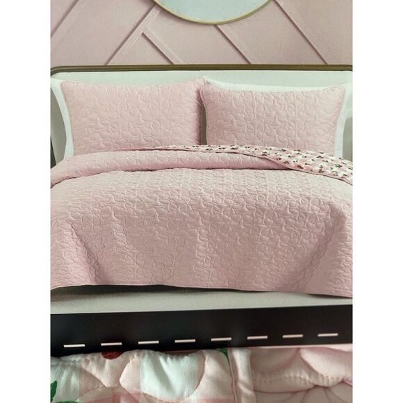 3 Piece Set BETSEY JOHNSON Reversible QUEEN Quilt Valentines HEARTS Cherries NEW - Picture 3 of 16